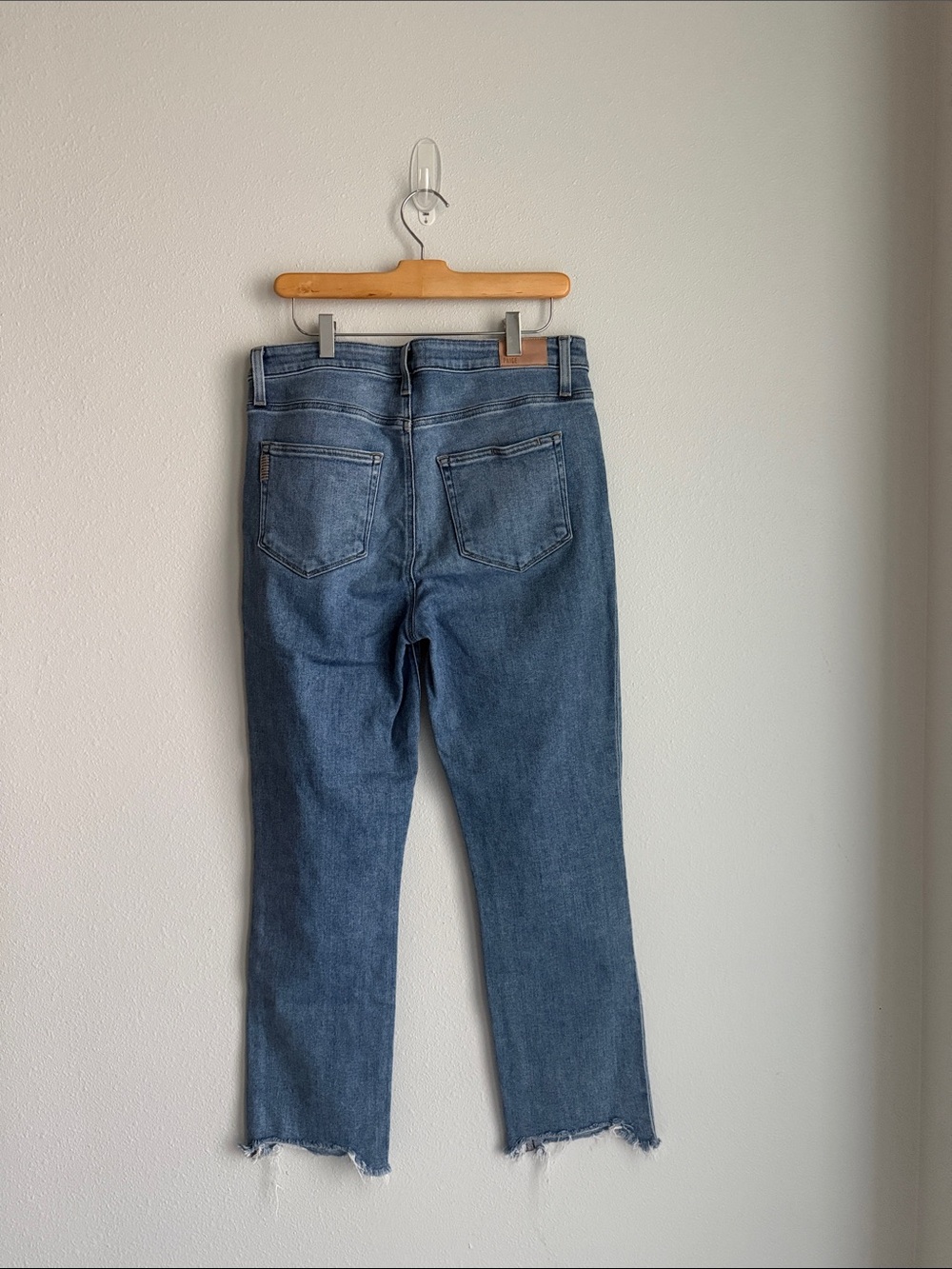 $225 PAIGE Cindy Jeans size 31 - Picture 5 of 9